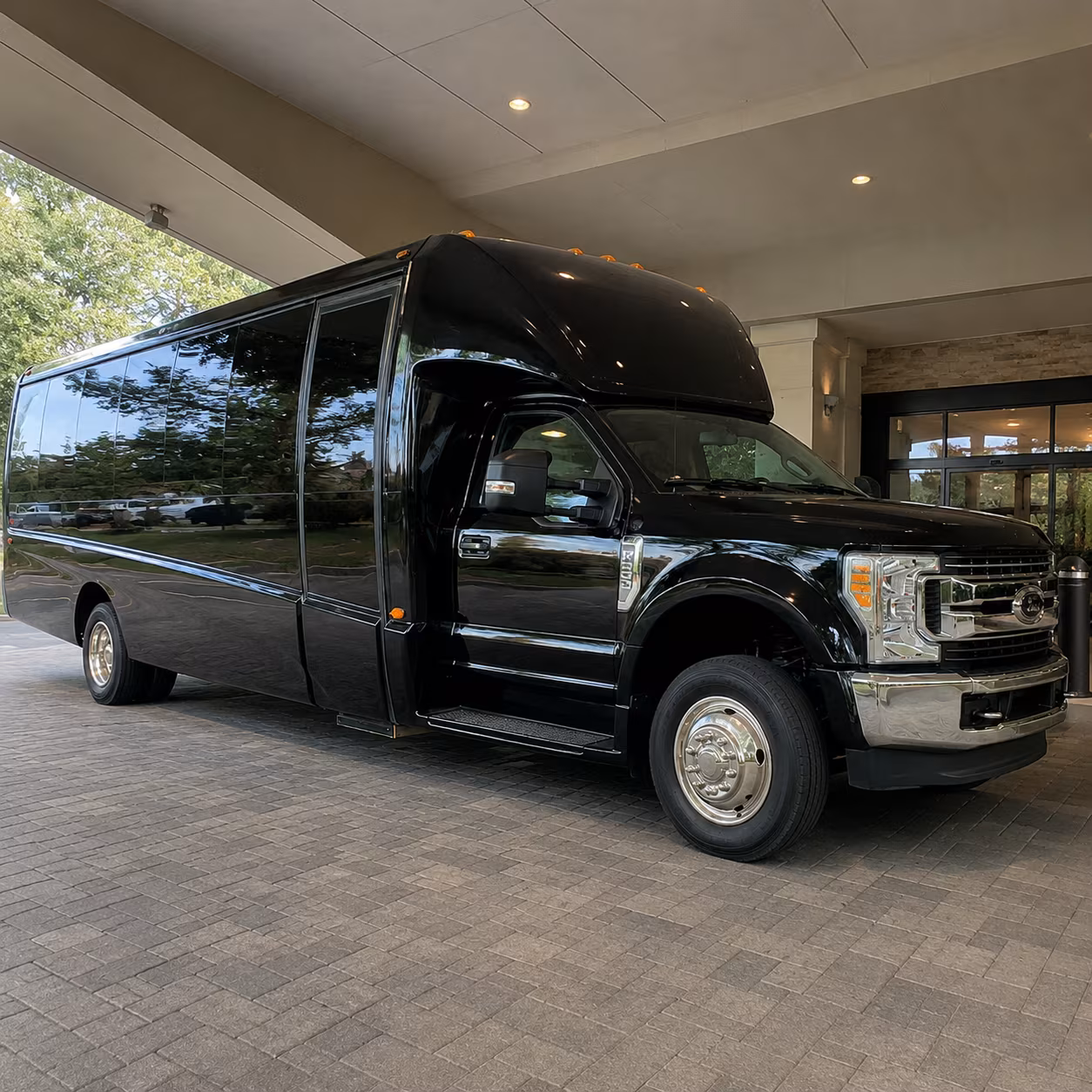 minibuses for utrgv conference and campus event transportation