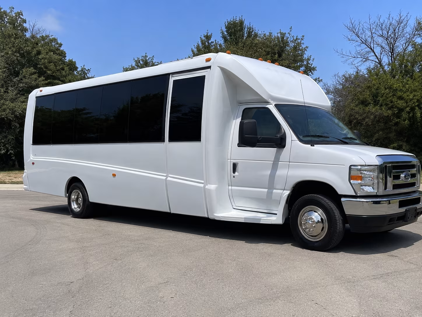 party buses to bert ogden arena shows in edinburg